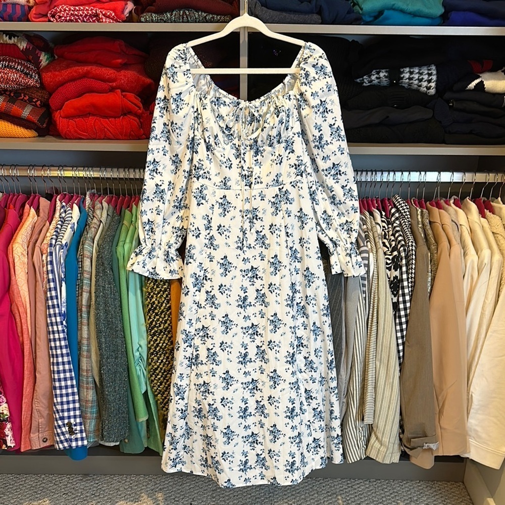 Unbranded white/blue floral long sleeve back zipper closure midi dress size S